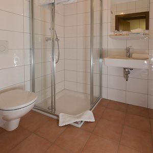 Pokój z łóżkiem king-size